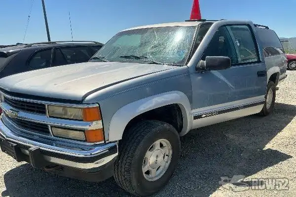 Photo of 1994 Chevrolet Suburban