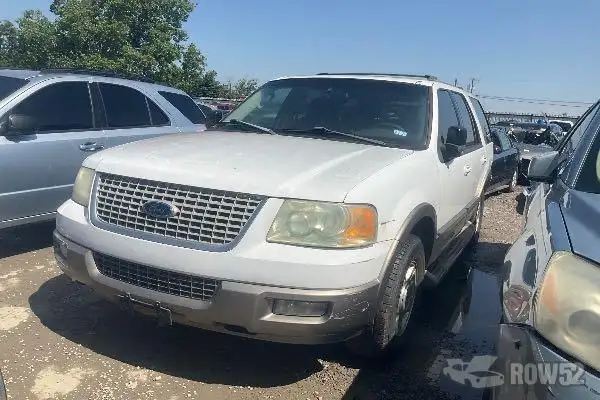 Photo of 2004 Ford Expedition