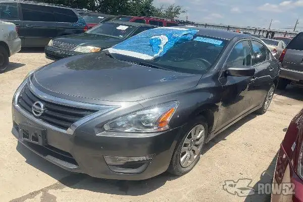 Photo of 2014 Nissan Altima