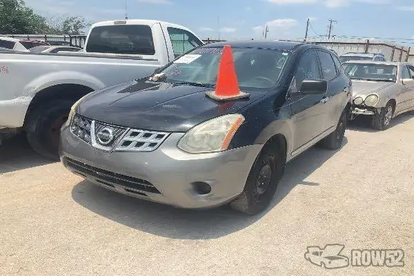 Photo of 2011 Nissan Rogue