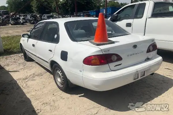 Photo of 2001 Toyota Corolla