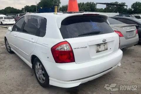 Photo of 2006 Kia Spectra5