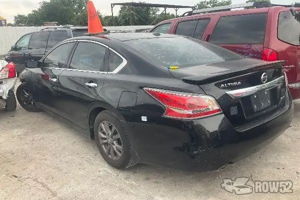 Photo of 2015 Nissan Altima