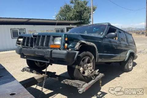 Photo of 1998 Jeep Cherokee