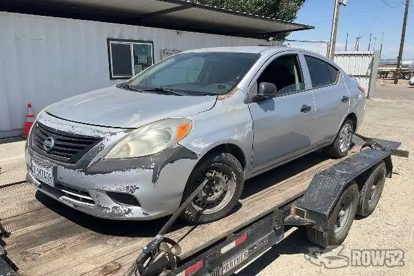 Photo of 2014 Nissan Versa
