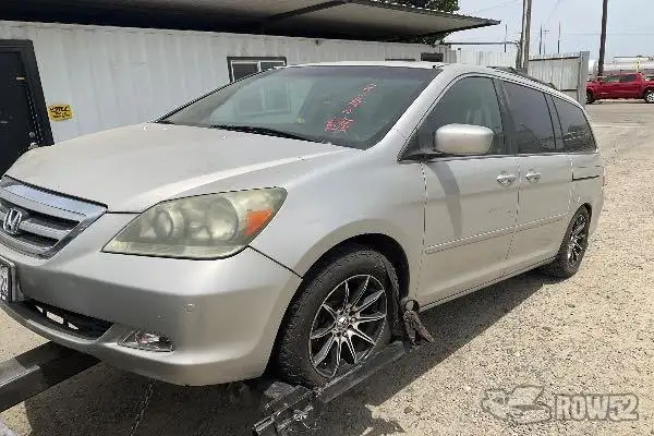 Photo of 2005 Honda Odyssey
