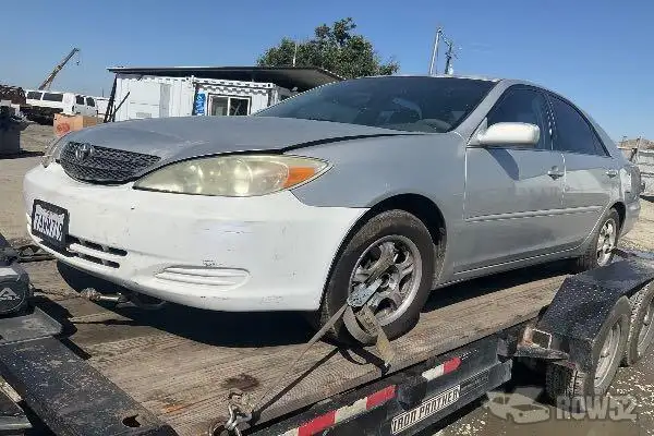 Photo of 2004 Toyota Camry