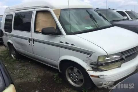 Photo of 2003 Chevrolet Astro