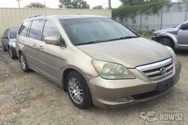 Photo of 2005 Honda Odyssey