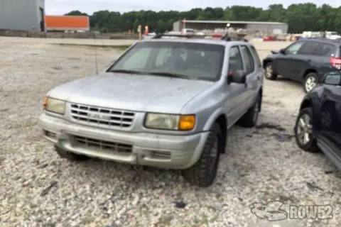 Photo of 1999 Isuzu Rodeo