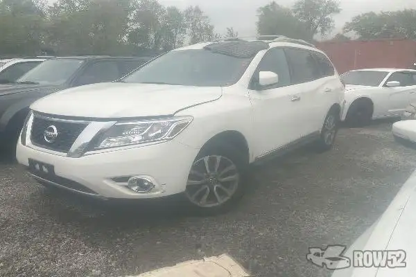 Photo of 2015 Nissan Pathfinder
