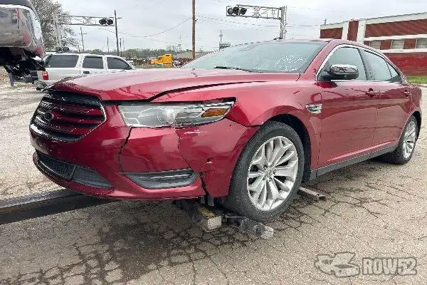 Photo of 2013 Ford Taurus