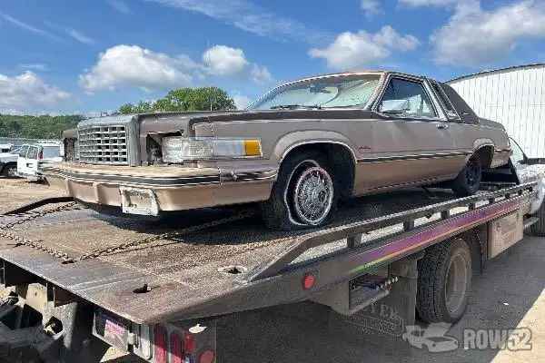 Photo of 1982 Ford Thunderbird