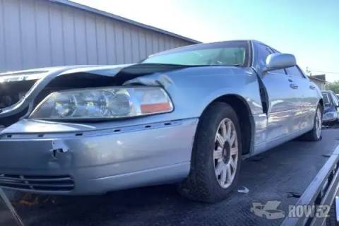 Photo of 2007 Lincoln Town Car