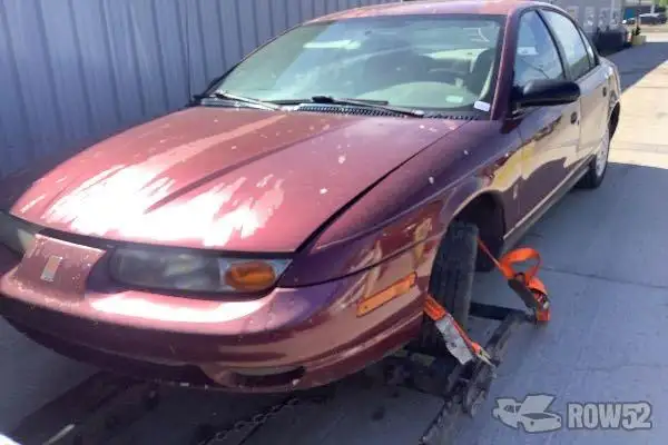 Photo of 2002 Saturn SL