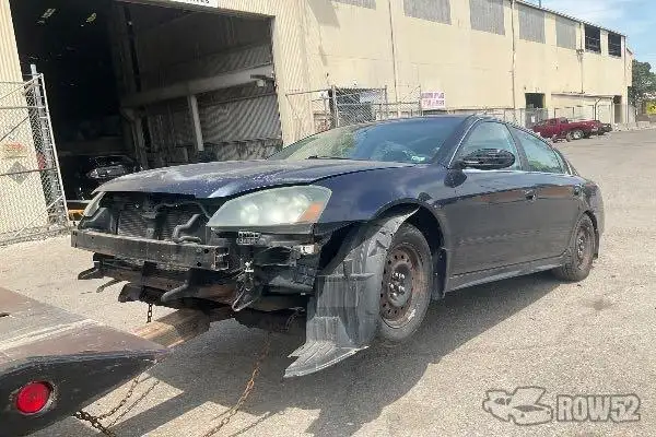 Photo of 2005 Nissan Altima