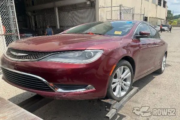 Photo of 2015 Chrysler 200