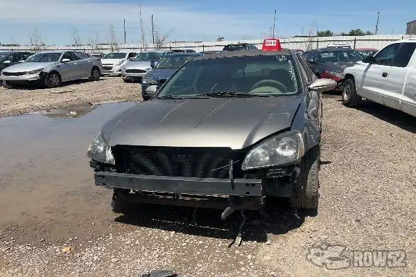 Photo of 2005 Nissan Altima