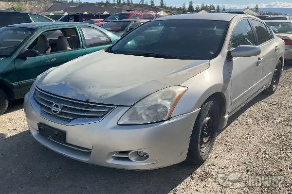 Photo of 2010 Nissan Altima