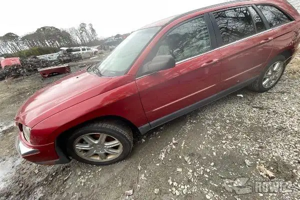 Photo of 2005 Chrysler Pacifica