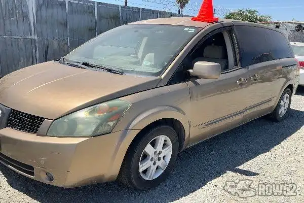 Photo of 2004 Nissan Quest