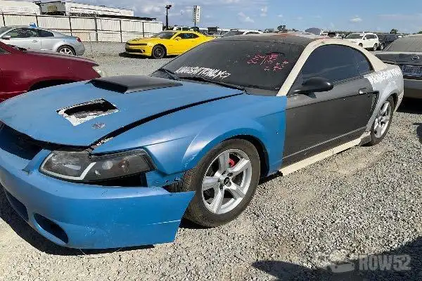 Photo of 2000 Ford Mustang
