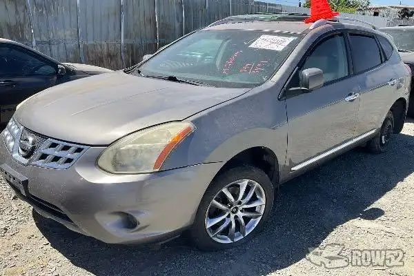 Photo of 2011 Nissan Rogue