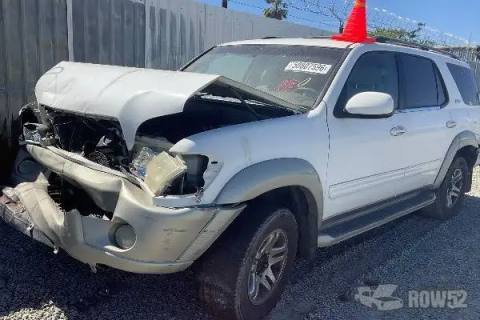 Photo of 2004 Toyota Sequoia