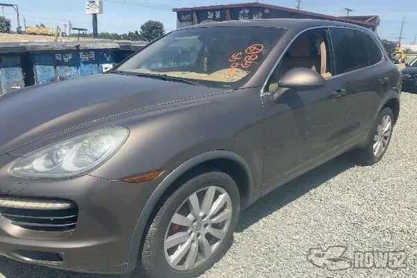 Photo of 2011 Porsche Cayenne