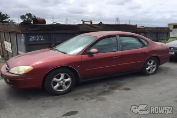 Photo of 2001 Ford Taurus