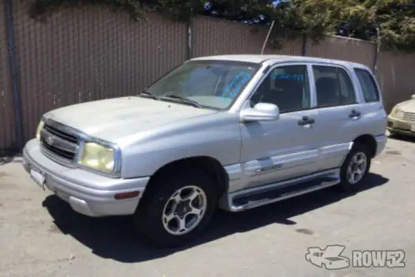 Photo of 2001 Chevrolet Tracker