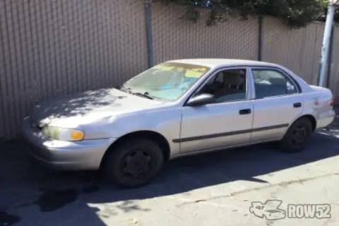 Photo of 1999 Chevrolet Prizm