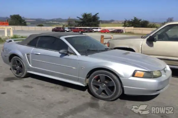 Photo of 2000 Ford Mustang