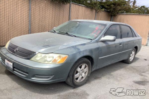Photo of 2001 Toyota Avalon