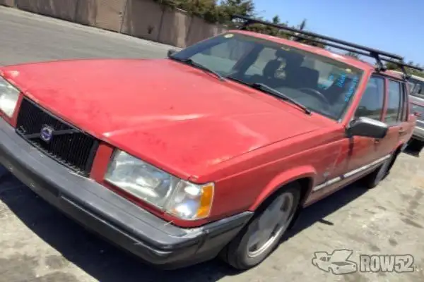 Photo of 1991 Volvo 740
