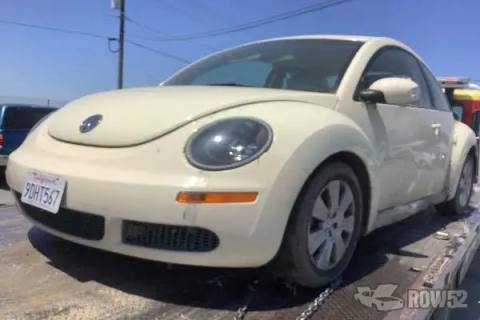 Photo of 2009 Volkswagen New Beetle