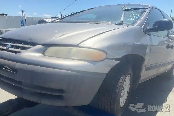 Photo of 1999 Plymouth Voyager