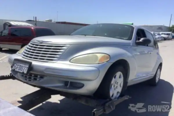 Photo of 2004 Chrysler PT Cruiser