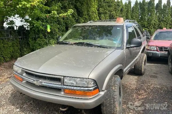Photo of 1998 Chevrolet Blazer