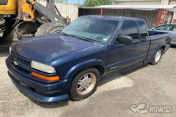 Photo of 2001 Chevrolet S10 Pickup