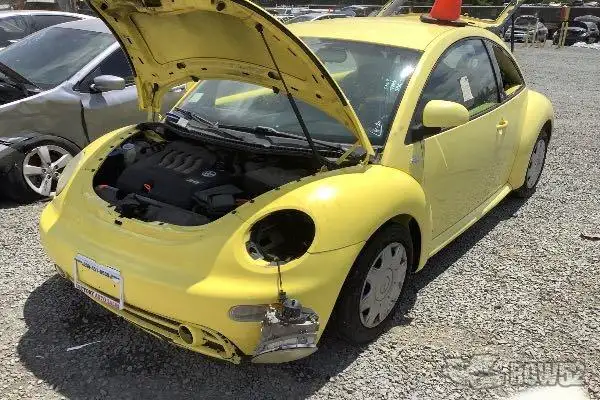 Photo of 2000 Volkswagen New Beetle