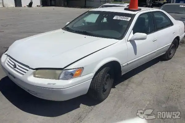 Photo of 1999 Toyota Camry