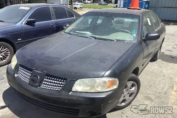 Photo of 2004 Nissan Sentra