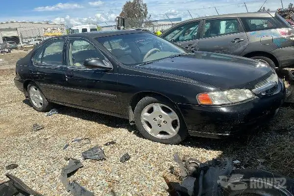 Photo of 2000 Nissan Altima
