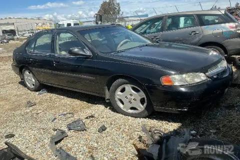 Photo of 2000 Nissan Altima