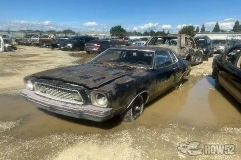 Photo of 1974 Ford Mustang
