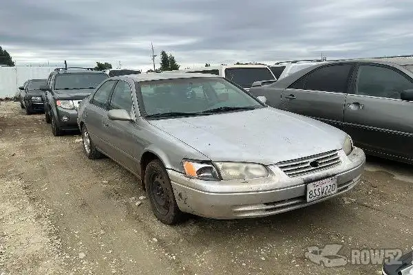 Photo of 2000 Toyota Camry