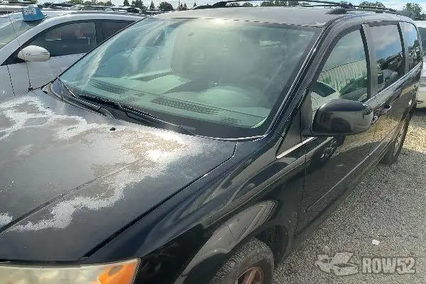 Photo of 2008 Chrysler Town & Country