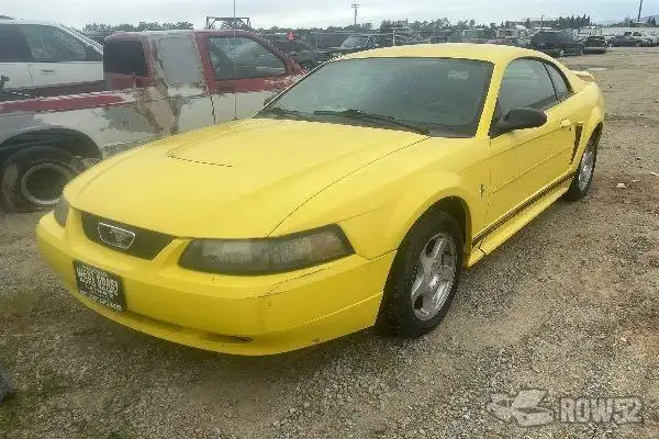 Photo of 2003 Ford Mustang