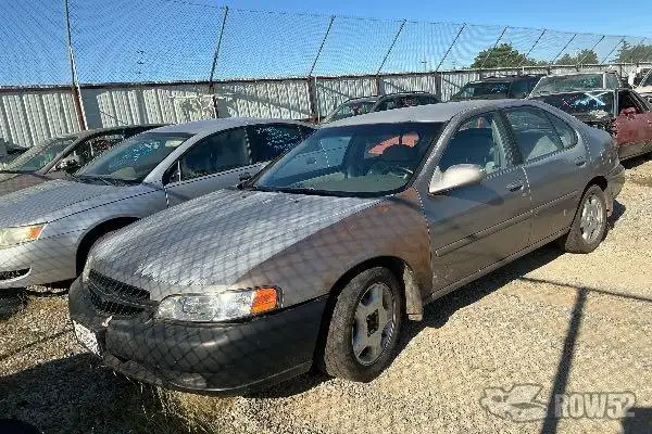 Photo of 2000 Nissan Altima